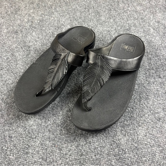 FITFLOP Women’s Black Fino Feather Toe-Post Wedge Sandals size: 8 - Picture 2 of 9